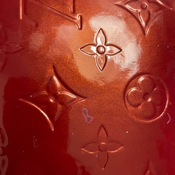 Authentic Louis Vuitton Long Zippi Vernis Monogram Wallet Red Color - Picture 13 of 16